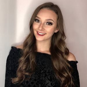 Meet your Posher, Olivia